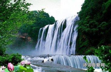 逃离绿色山谷